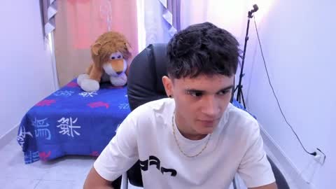 Aaron online show from April 9, 2026, 8:03 pm