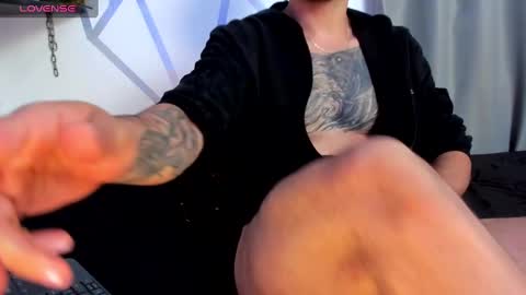 Aron Santoro online show from December 20, 2024, 4:09 am