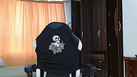 Snapshot of aronmiller404 chatting on March 9, 2025, 8:42 pm aronmiller online show from March 9, 2025, 8:42 pm