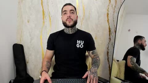 Snapshot of aronwade chatting on October 29, 2025, 4:48 am Aron online show from October 29, 2025, 4:48 am