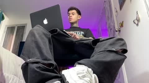   online show from December 27, 2024, 8:50 pm