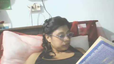 Snapshot of artemis951223 chatting on January 17, 2025, 2:50 am Artemis online show from January 17, 2025, 2:50 am