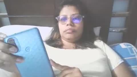 Snapshot of artemis951223 chatting on February 3, 2025, 9:39 pm Artemis online show from February 3, 2025, 9:39 pm