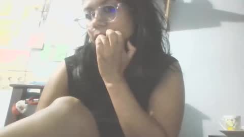 Snapshot of artemis951223 chatting on March 4, 2025, 3:22 am Artemis online show from March 4, 2025, 3:22 am