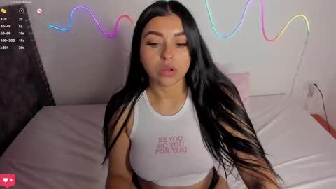 ESTEFANY online show from December 2, 2024, 7:47 am