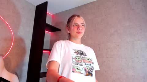 artemisablake online show from January 6, 2025, 9:22 pm