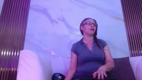 artemiza online show from October 4, 2025, 12:14 pm