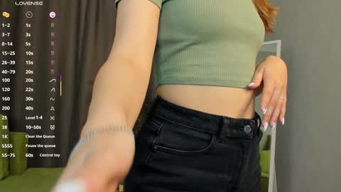 Sara online show from September 29, 2025, 7:08 pm