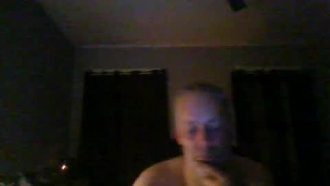 Snapshot of artisanfun25 chatting on May 16, 2026, 7:27 am artisanfun25 online show from May 16, 2026, 7:27 am