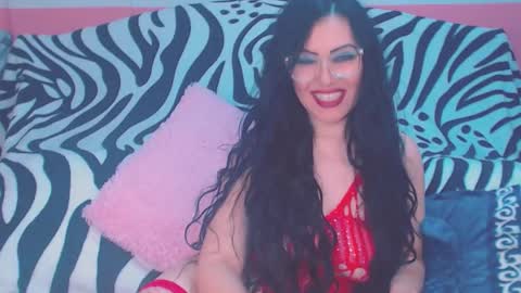 Snapshot of ary_z chatting on October 28, 2025, 3:43 am Ary online show from October 28, 2025, 3:43 am