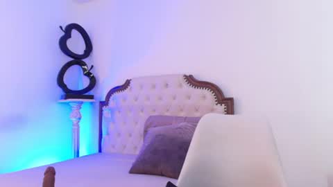 Snapshot of arya_02 chatting on July 4, 2026, 10:32 am Arya online show from July 4, 2026, 10:32 am