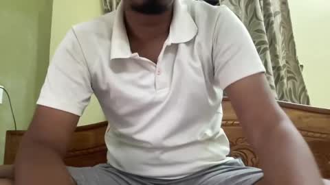 aryan_980763874 online show from May 15, 2026, 11:56 pm