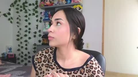 Asena online show from March 31, 2026, 6:19 pm