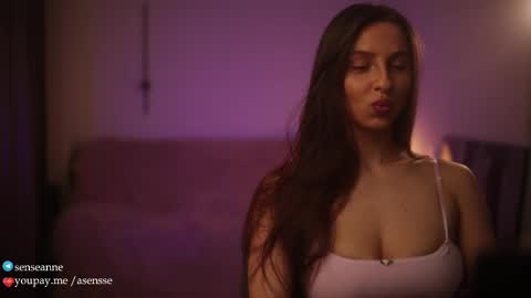 Call me Ann online show from April 25, 2026, 7:22 pm