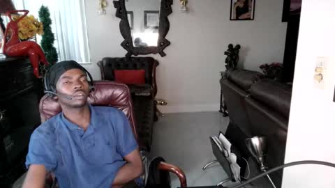 MrJ online show from December 1, 2025, 10:15 pm