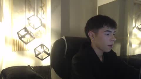Snapshot of ash_kai chatting on June 19, 2026, 7:17 pm ash_kai online show from June 19, 2026, 7:17 pm