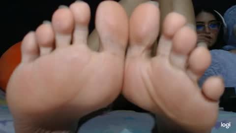 Snapshot of ash_nicefeet chatting on April 19, 2026, 8:22 pm ashley online show from April 19, 2026, 8:22 pm