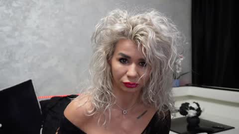 Snapshot of ashadevon_fit chatting on January 5, 2025, 2:38 am Asha online show from January 5, 2025, 2:38 am