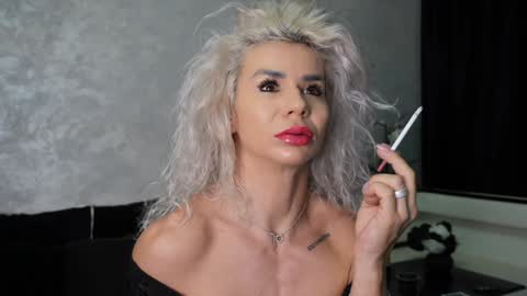 Snapshot of ashadevon_fit chatting on January 7, 2025, 2:42 am Asha online show from January 7, 2025, 2:42 am