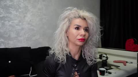 Snapshot of ashadevon_fit chatting on January 7, 2025, 10:08 pm Asha online show from January 7, 2025, 10:08 pm