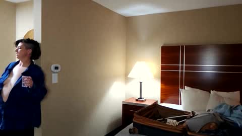 Ashelynn Grey online show from May 1, 2026, 2:27 am