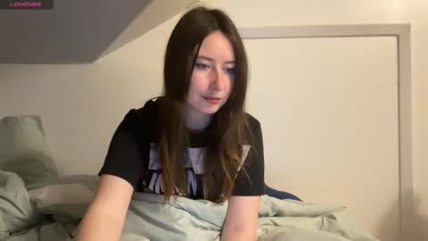 Snapshot of ashisscene chatting on September 30, 2025, 2:22 pm ash 3 online show from September 30, 2025, 2:22 pm