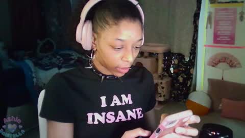 Ashle online show from February 2, 2025, 9:56 pm