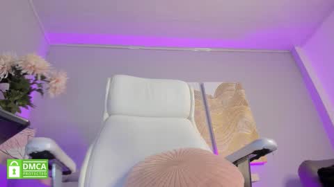 Ashley online show from December 14, 2025, 12:38 am