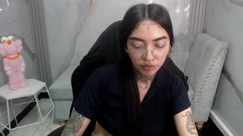 ashley_blum_v online show from October 25, 2025, 1:35 am