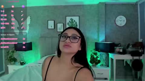 Ashleyy online show from March 4, 2025, 5:34 pm