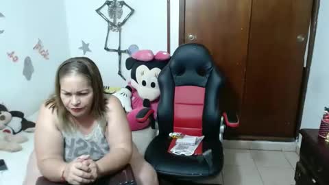 ashley pink11 online show from October 21, 2025, 1:06 am