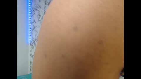 Ashley online show from February 5, 2025, 7:10 pm