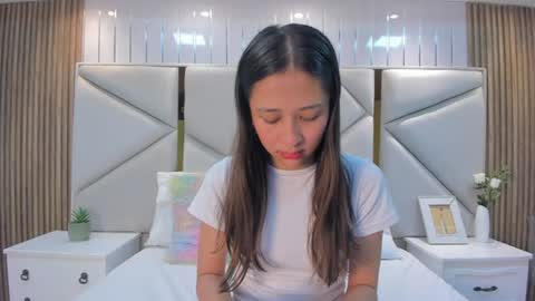 Ashley online show from June 26, 2026, 11:25 am