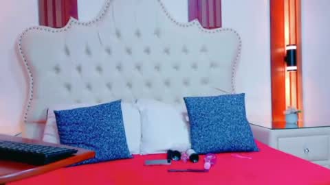 ashleydias online show from July 18, 2026, 2:05 am