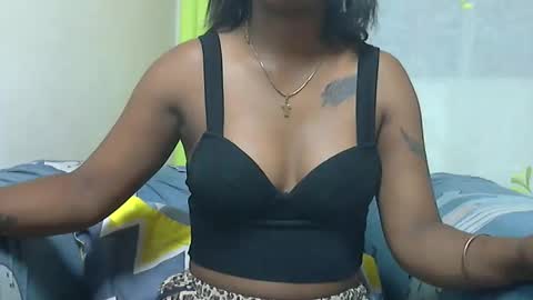 Snapshot of ashleyqueen_x chatting on October 21, 2025, 12:11 am ashleyqueen X online show from October 21, 2025, 12:11 am