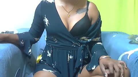 Snapshot of ashleyqueen_x chatting on November 20, 2025, 8:19 pm ashleyqueen X online show from November 20, 2025, 8:19 pm