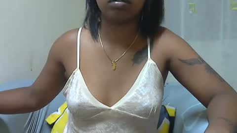 Snapshot of ashleyqueen_x chatting on November 24, 2025, 11:04 pm ashleyqueen X online show from November 24, 2025, 11:04 pm