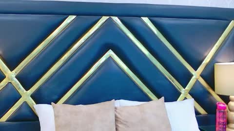 AshleyRoberh online show from April 18, 2026, 7:58 pm