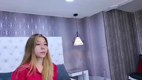 Snapshot of ashleyroberh chatting on July 7, 2026, 10:58 pm AshleyRoberh online show from July 7, 2026, 10:58 pm
