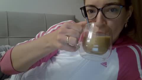 Ashley online show from October 6, 2025, 5:27 am