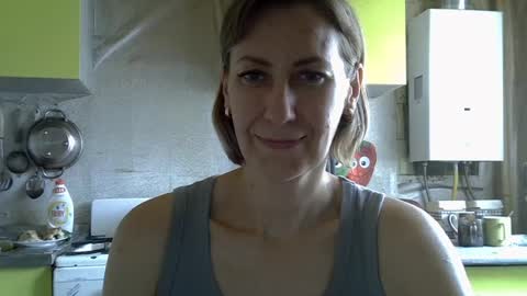 Snapshot of ashleyxhoney chatting on July 22, 2026, 8:39 am AshleyXHoney online show from July 22, 2026, 8:39 am