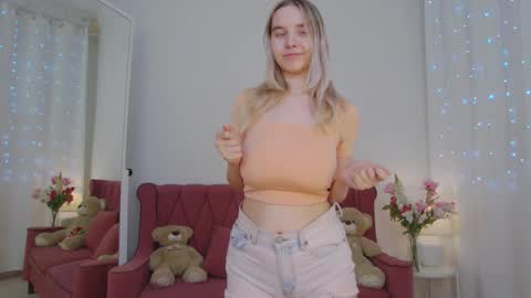 ashly_cherry online show from February 9, 2026, 12:42 pm