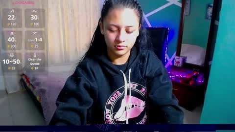 Ashly online show from October 6, 2025, 12:13 pm