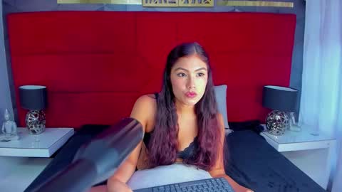 ashlye_collins online show from October 7, 2025, 12:24 pm
