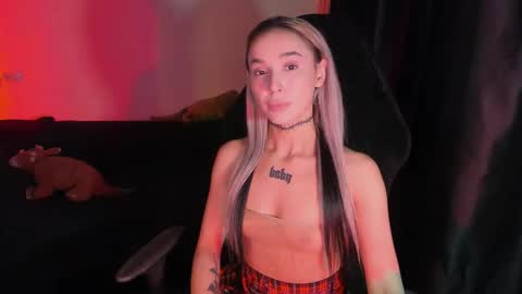 Mila online show from March 8, 2026, 2:37 am