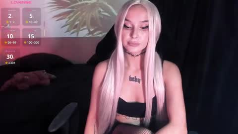 Mila online show from July 3, 2026, 6:31 am