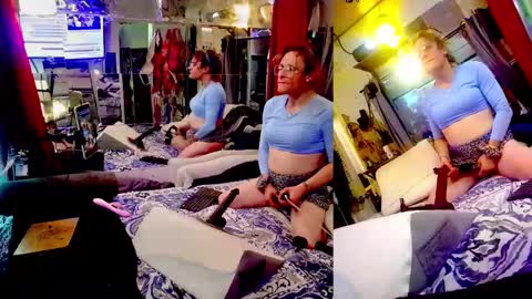 Snapshot of ashmomo chatting on December 17, 2024, 1:16 pm ashmomo online show from December 17, 2024, 1:16 pm