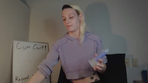 Ash online show from April 16, 2026, 10:56 pm