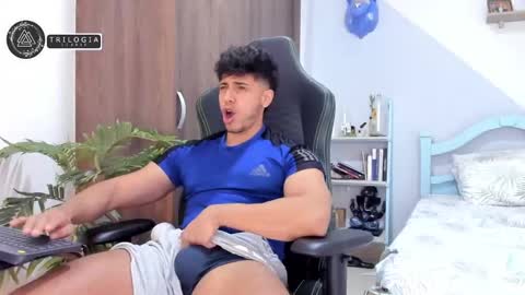 my name real is camilo online show from December 15, 2024, 5:34 am