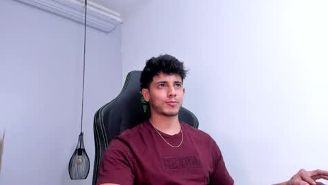 my name real is camilo online show from February 11, 2025, 7:54 am